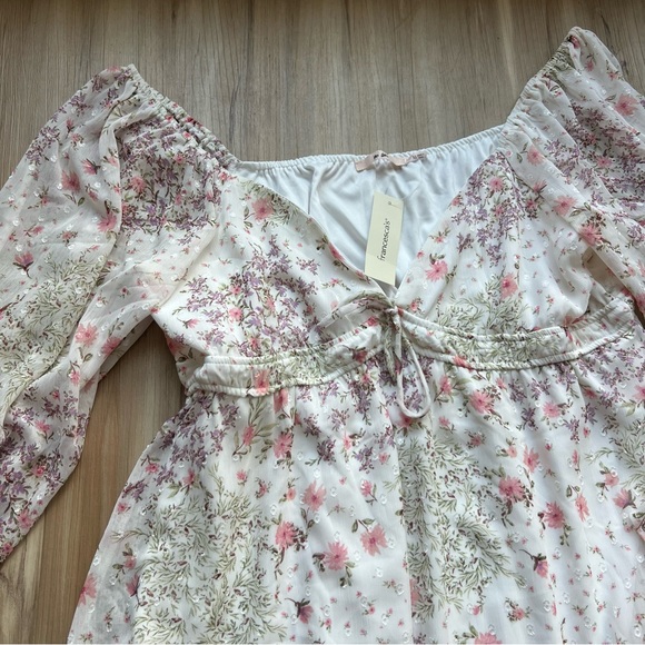 Floral Boho Mini Dress - Picture 4 of 10